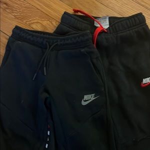 Bundle of 2 Nike sweats